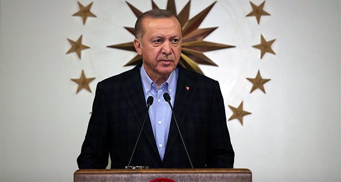 Cumhurbaşkanı Erdoğan, Bakan Akar'dan düşen helikopter hakkında bilgi aldı