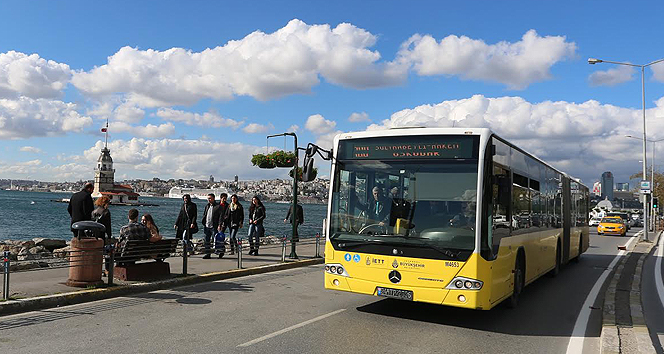 İstanbul'da 65 yaş üzeri ve 20 yaş altı için sokağa çıkma süresi uzadı, toplu taşıma yasağı kalktı