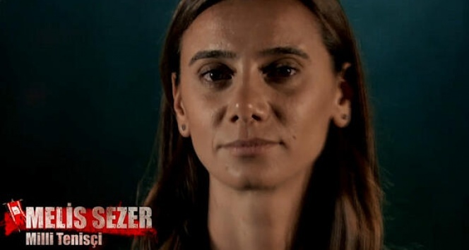 Survivor 2021 Ünlüler takımında yer alan Melis Sezer kimdir? Mesleği nedir?